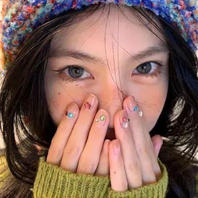 高墙之内的理发室